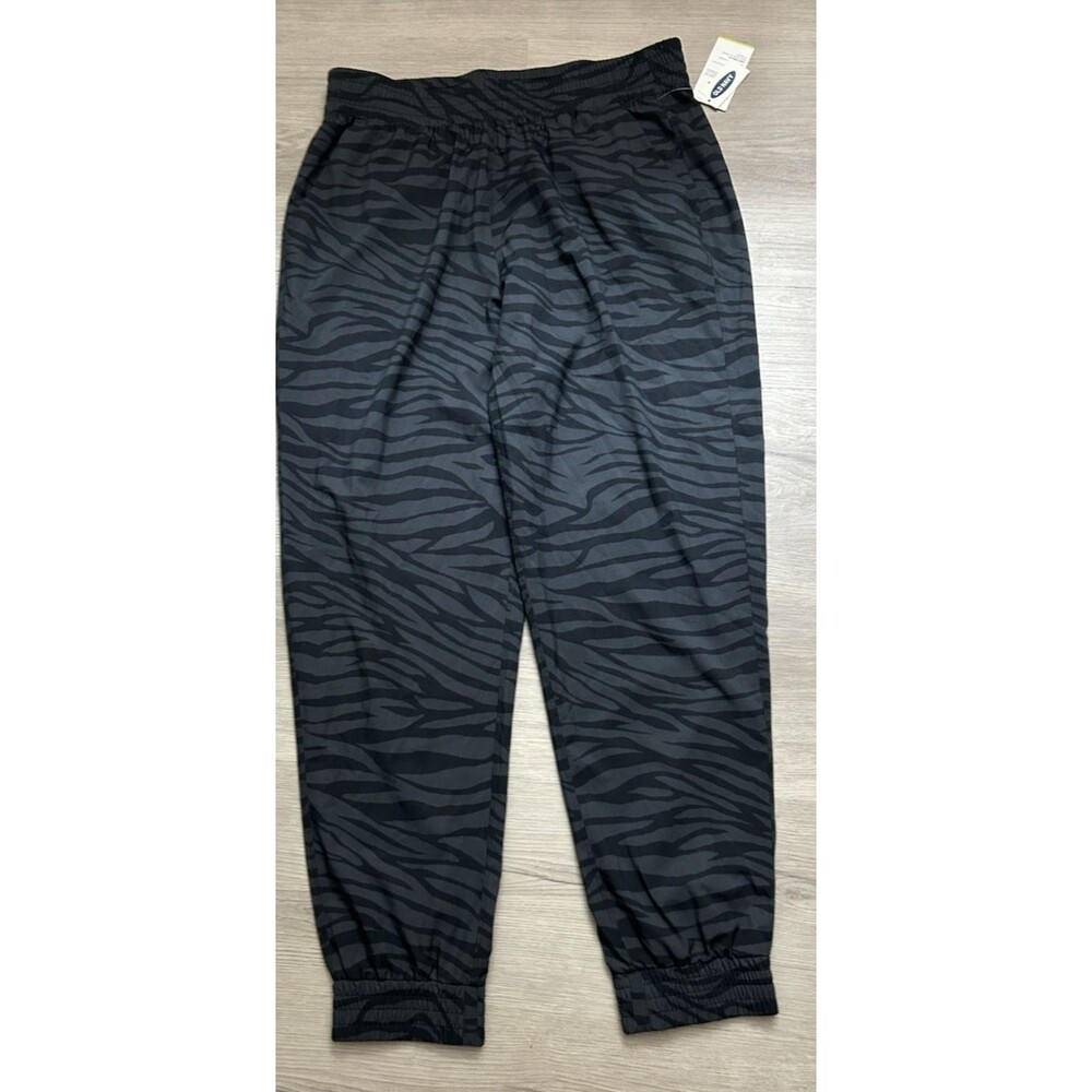 NEW Old Navy Black Gray Zebra Stripe Stretch Tech Tapered Pants Large Tall New